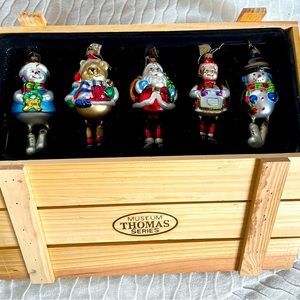 Christmas Ornaments, By Museum Thomas Series